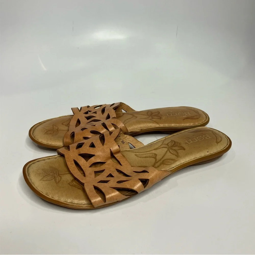 Born Mani Natura slide sandals perforated‎ tan leather women’s size 7/38 casual